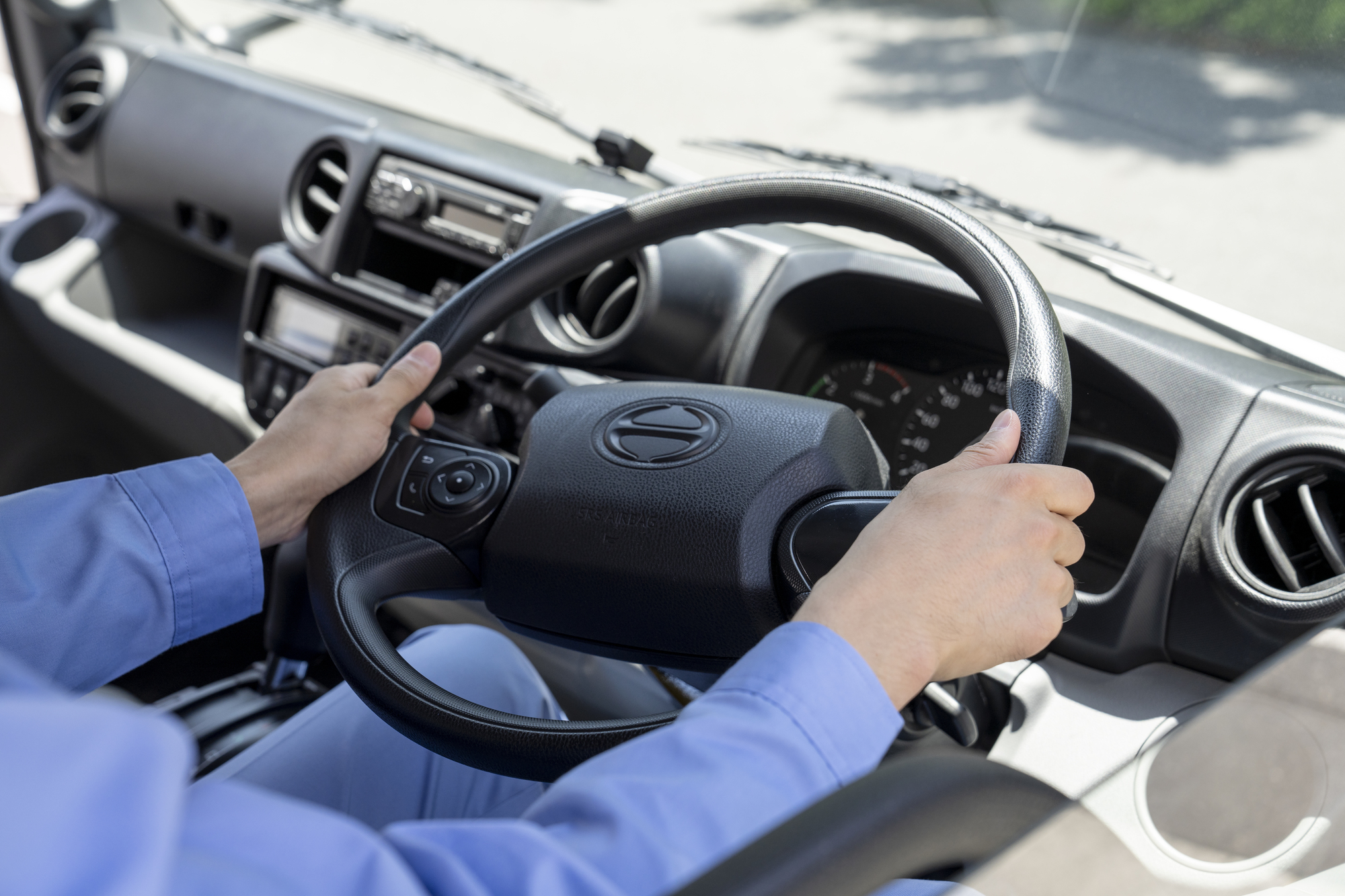 トラック バックモニター 義務化における法令と対応すべき内容とは