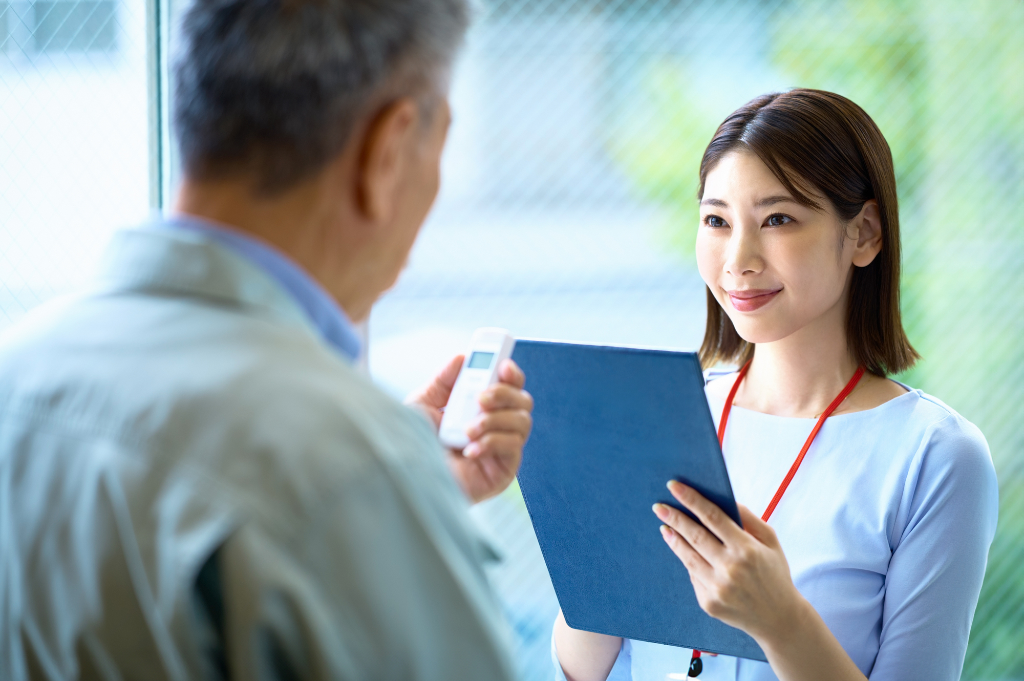 アルコールチェック記録の保存期間は？―義務期間・保存方法・実務対応を徹底解説サムネイル画像