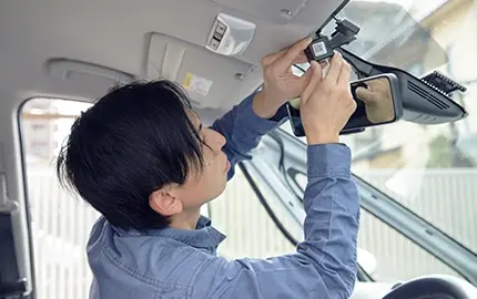 取付のために車両を長く休車したくない…